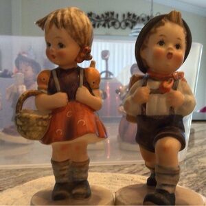 Goebel Ceramic Figurine Set - Orange and Brown Attire